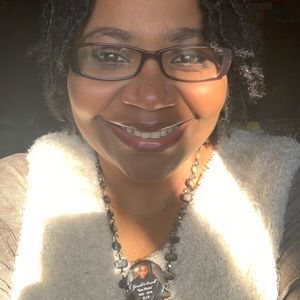 Meet your Posher, Janice